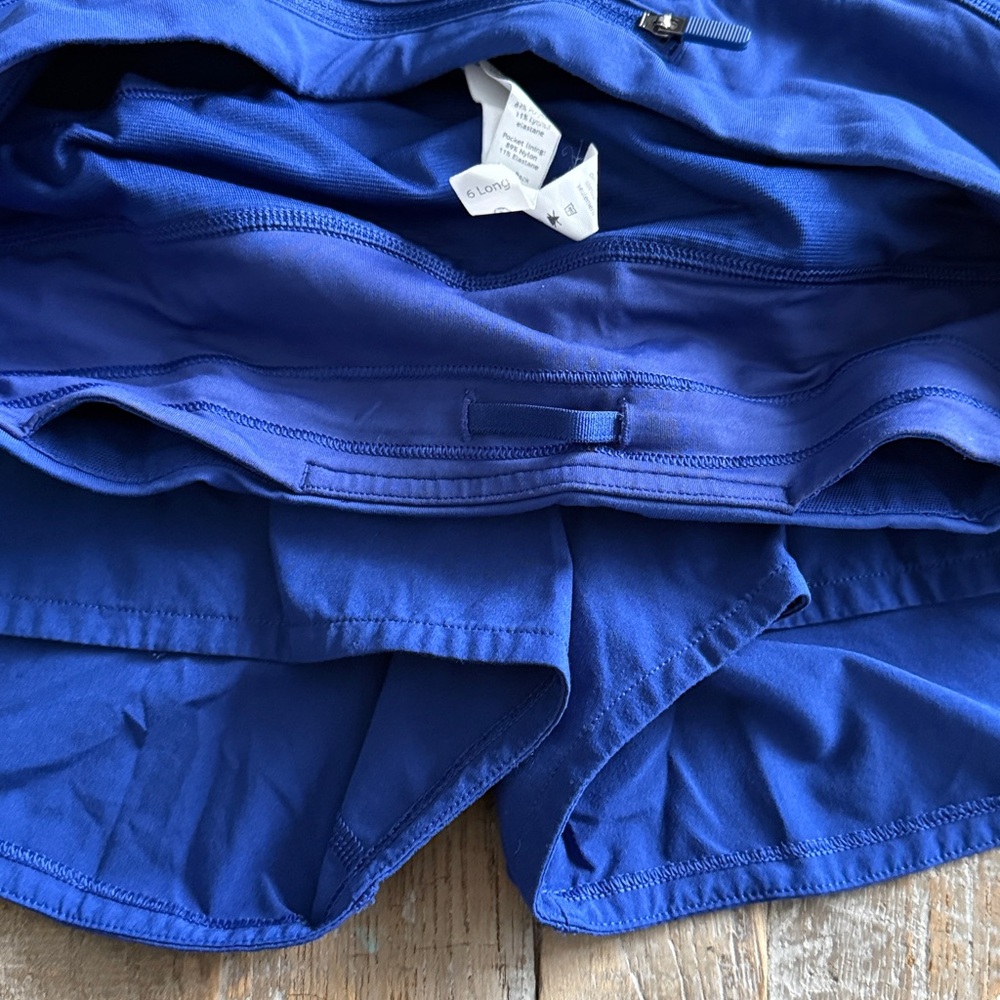 Lululemon Speed Up Mid-Rise Lined Short 4” Larkspur Size 6 - Picture 5 of 5